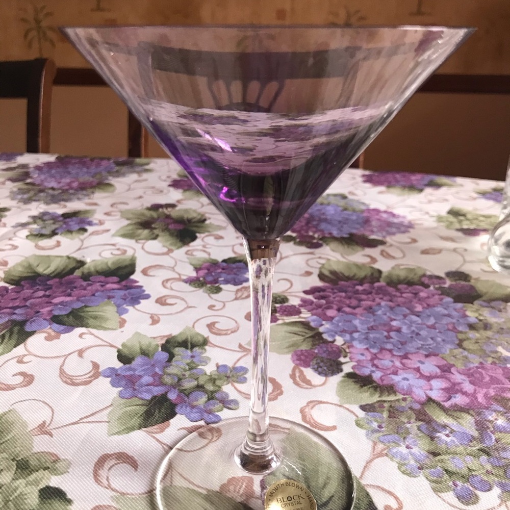 SOLD—-SIX HAND BLOWN MARTINI GLASSES - Picture 8 of 8